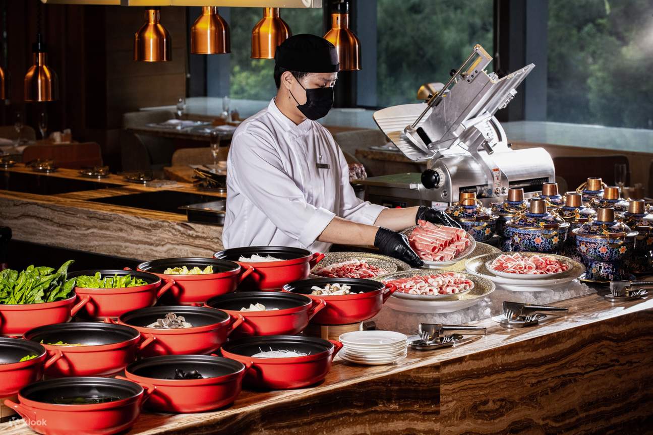 Bufet daging kambing hotpot